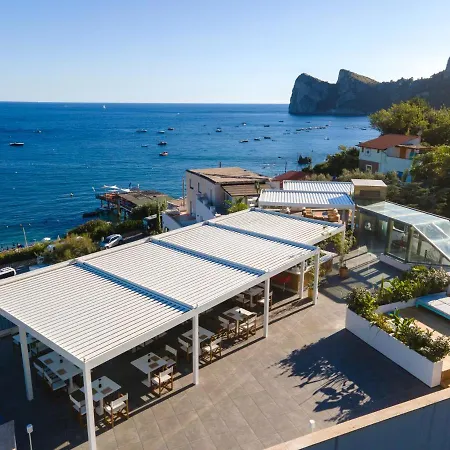 Punta Campanella & 4*