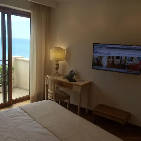 Punta Campanella & 4*
