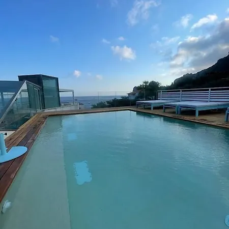 Punta Campanella & Hotel 4*