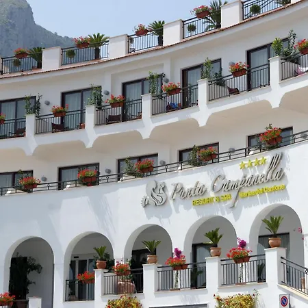 Punta Campanella &