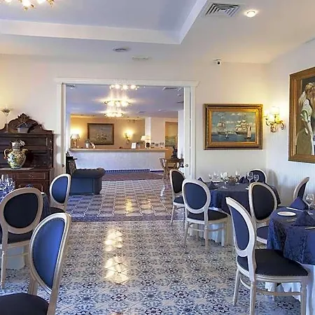 Punta Campanella & Hotel Massa Lubrense
