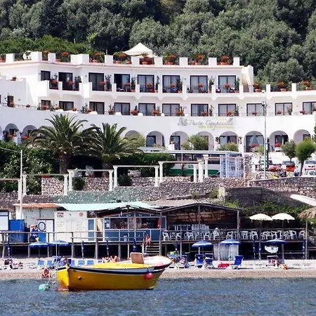 Punta Campanella & מסה לוברנסה