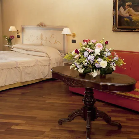 Hotel Punta Campanella &