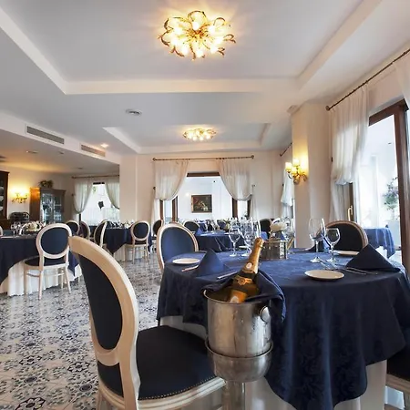 Hotel Punta Campanella &